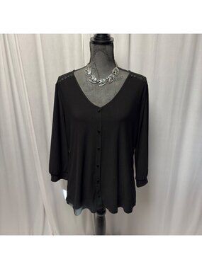 89th Madison Womens Black Blouse Size Large V Neck Button Front Flowy Top